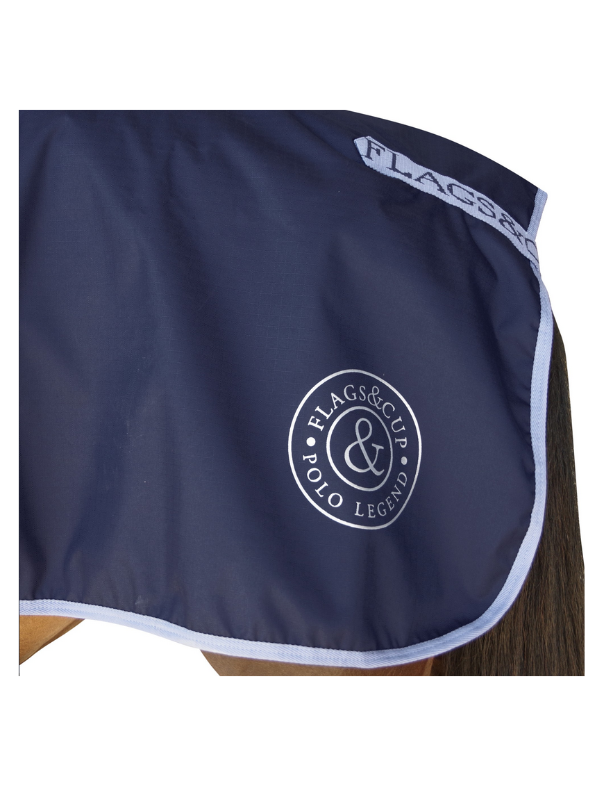 Couvre-reins Imperméable Doublé Polaire Beluga — Flags & Cup Couvre-reins Imperméable Doublé Polaire Beluga — Flags & Cup