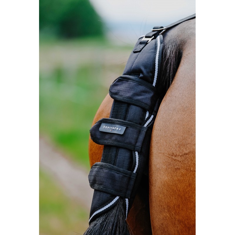 Protége Queue Equithème Tyrex 600D - Noir - Cheval Protége Queue Equithème Tyrex 600D - Noir - Cheval