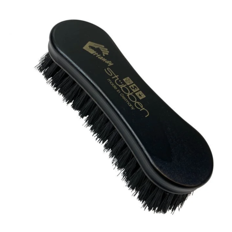 Brosse Stübben Handy Bouchon à poil court - Noir Brosse Stübben Handy Bouchon à poil court - Noir